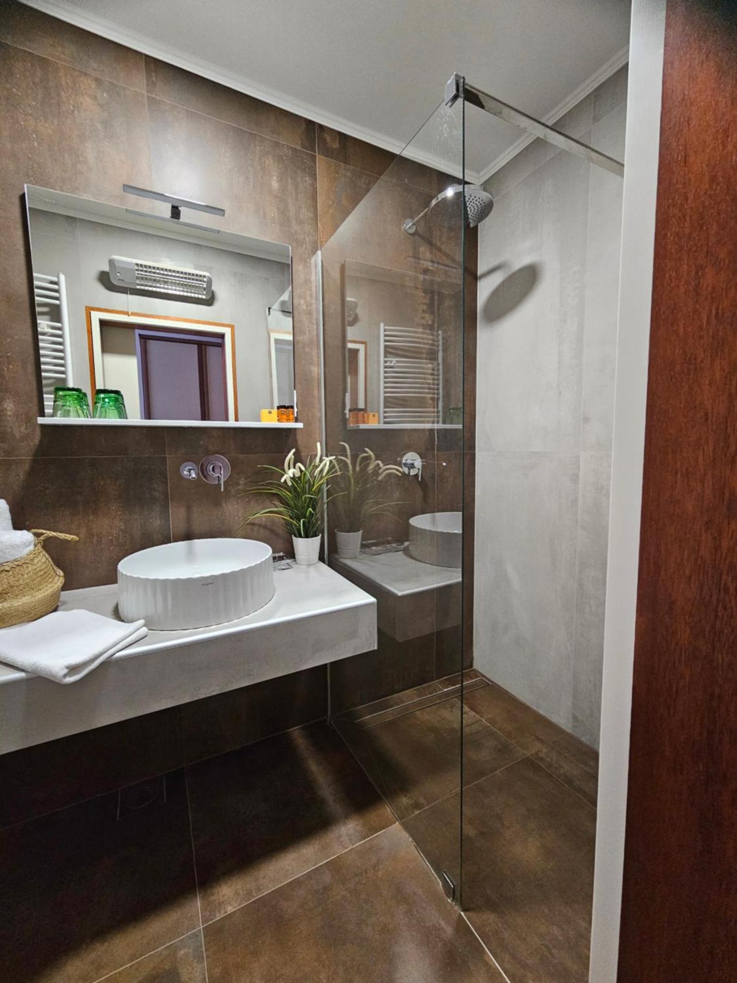 Bed And Breakfast Restaurant Dp Donji Zvecaj Экстерьер фото